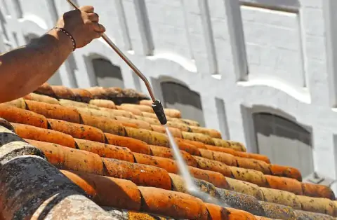 Nettoyage de toitures - Ouistreham